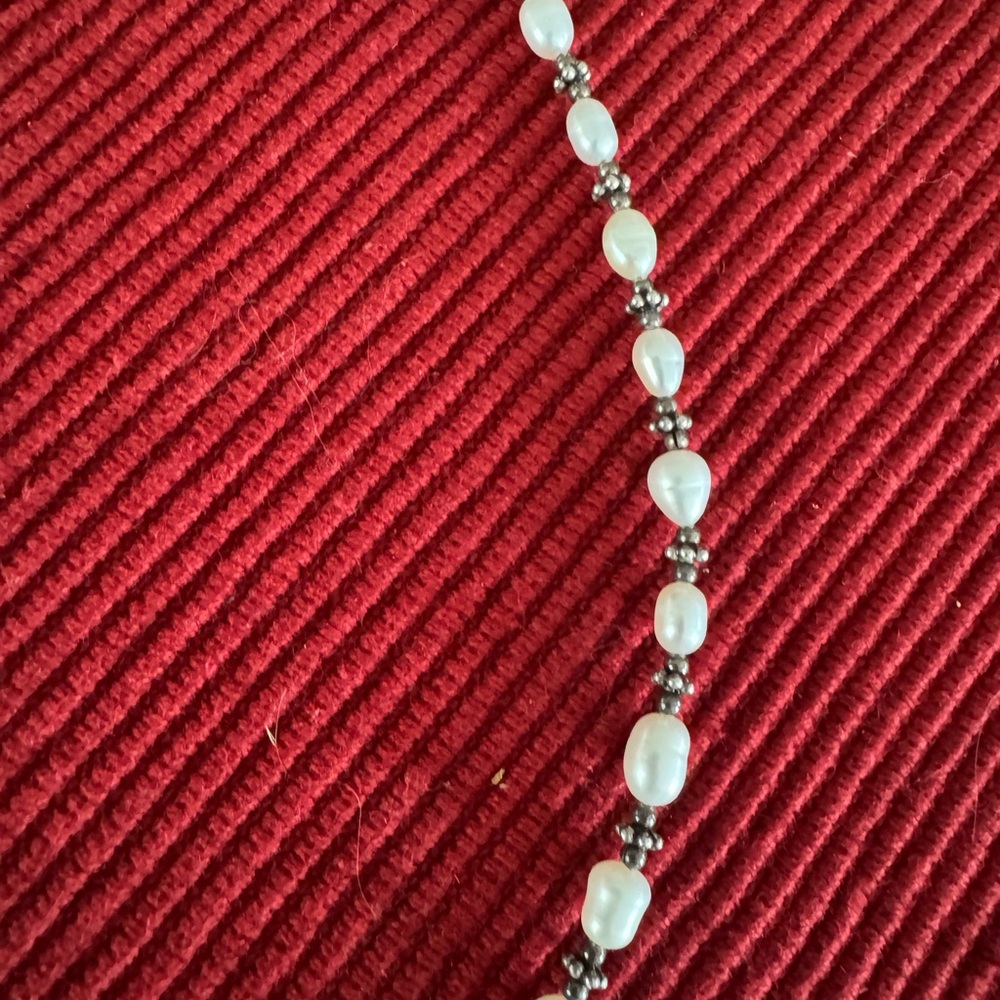 Elegant freshwater pearls & sterling silver necklace - Picture 3 of 5